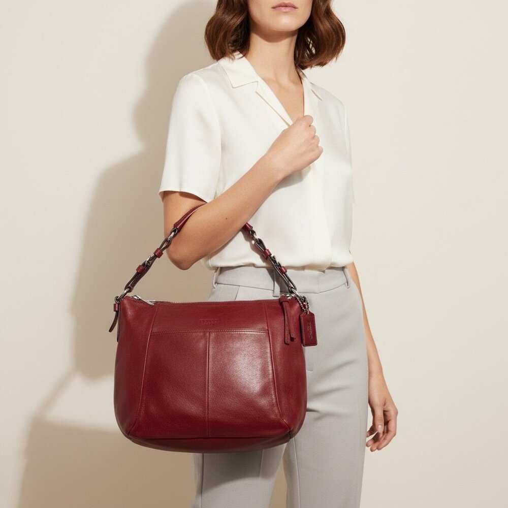 Vintage Coach Soho Hobo Bag Red Pebbled Leather Y2K Classic - Picture 3 of 5